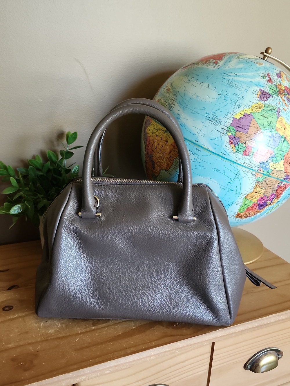 Banana Republic Classic Pebbled Leather Satchel Bag